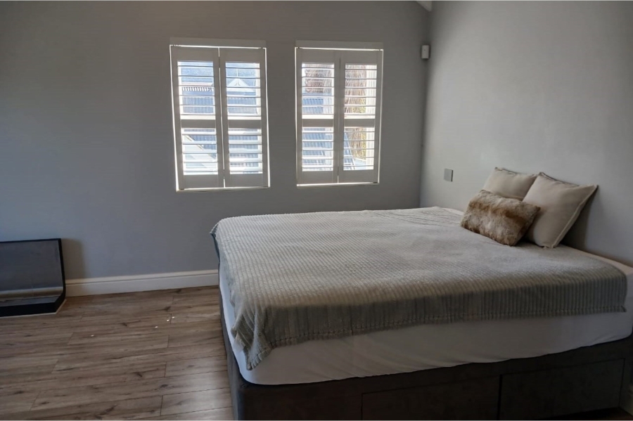 4 Bedroom Property for Sale in Noordhaven Western Cape